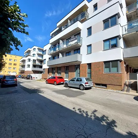 Emotions S Privat Garage Parking Free Apartmán *