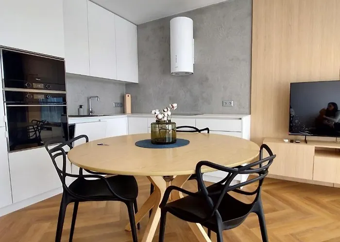 Emotions S Privat Garage Parking Free * Kosice