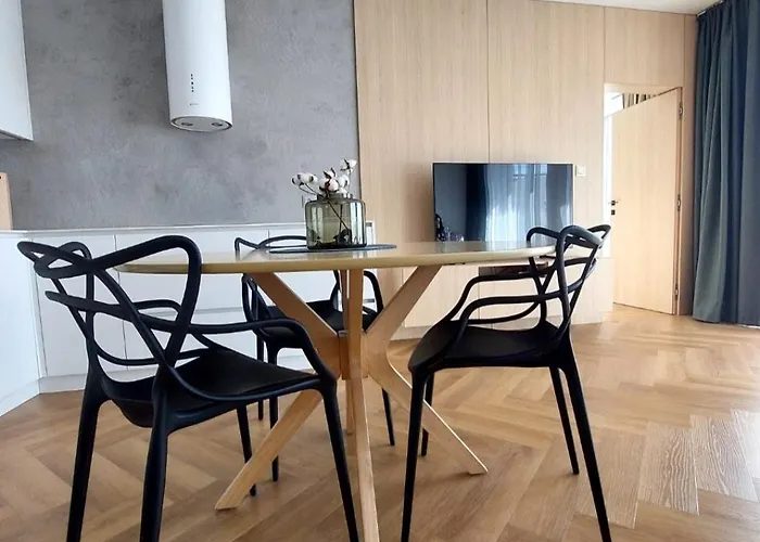 Emotions S Privat Garage Parking Free Kosice